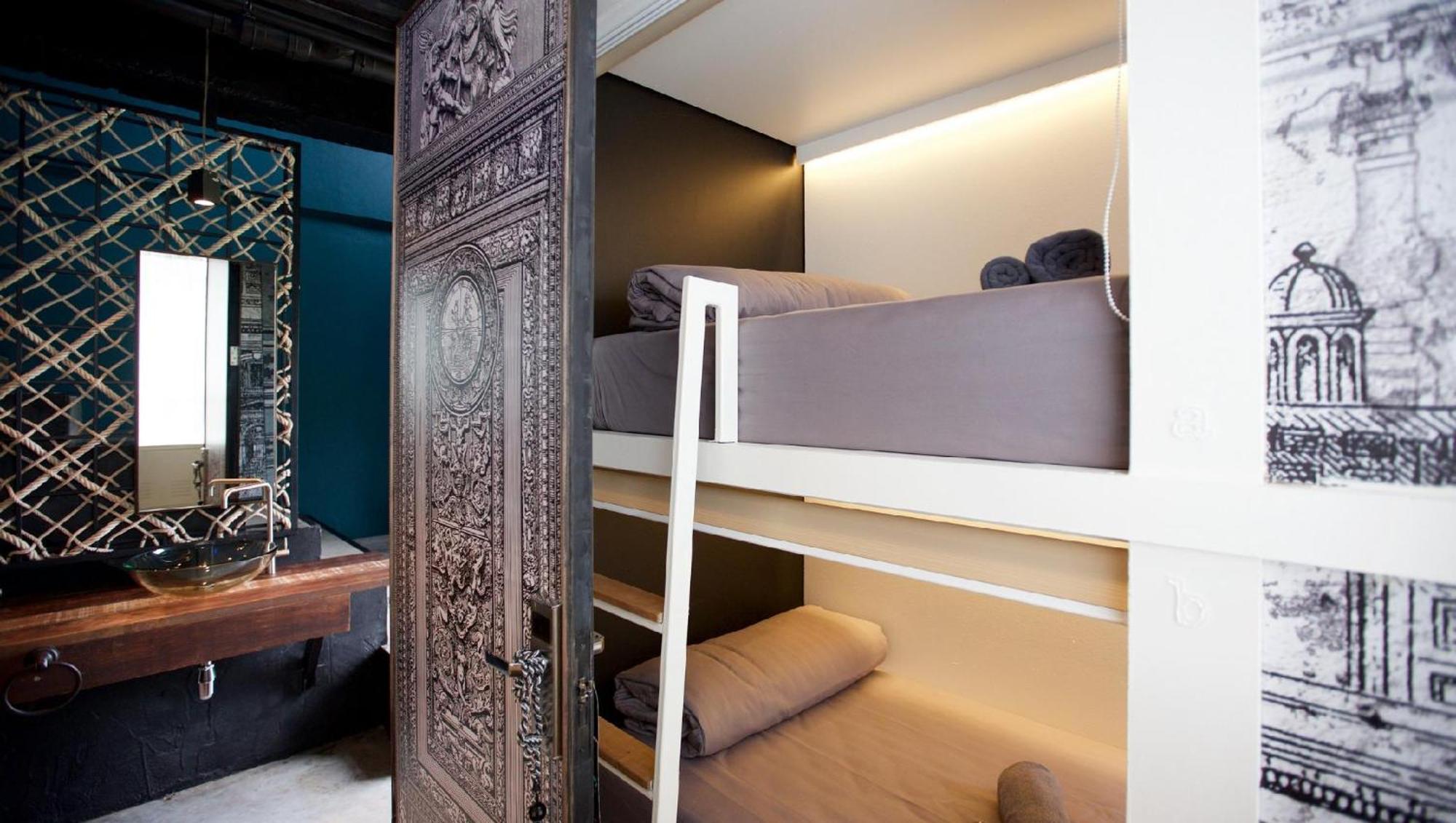 Shade House - Phuket Downtown Hostel Exterior foto
